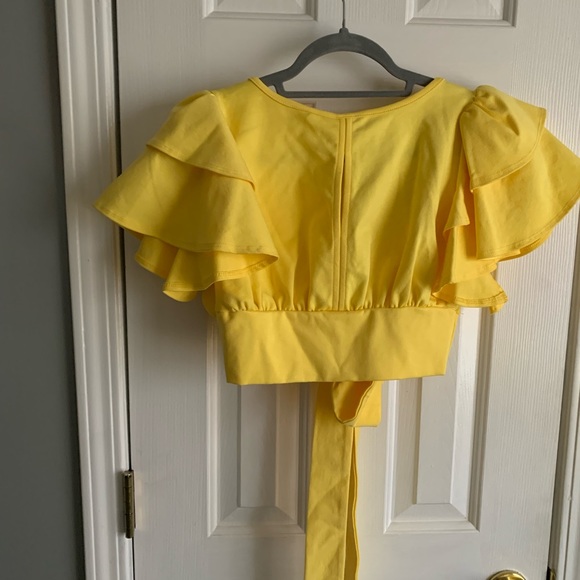 Bright yellow crop top with tie size small - Picture 7 of 9
